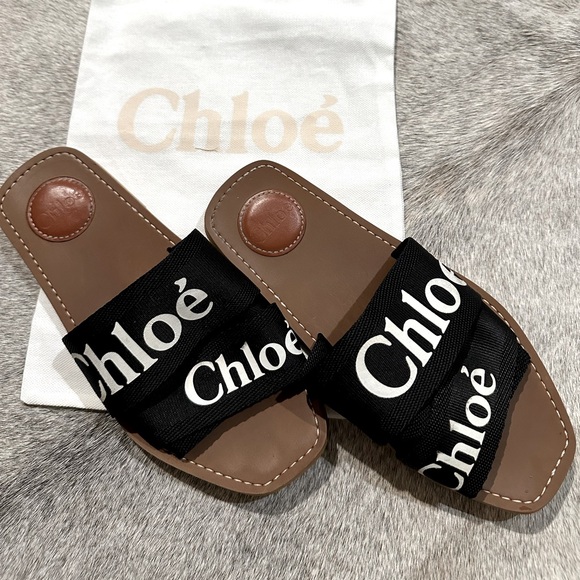 Chloé Woody Black Straps Sandals